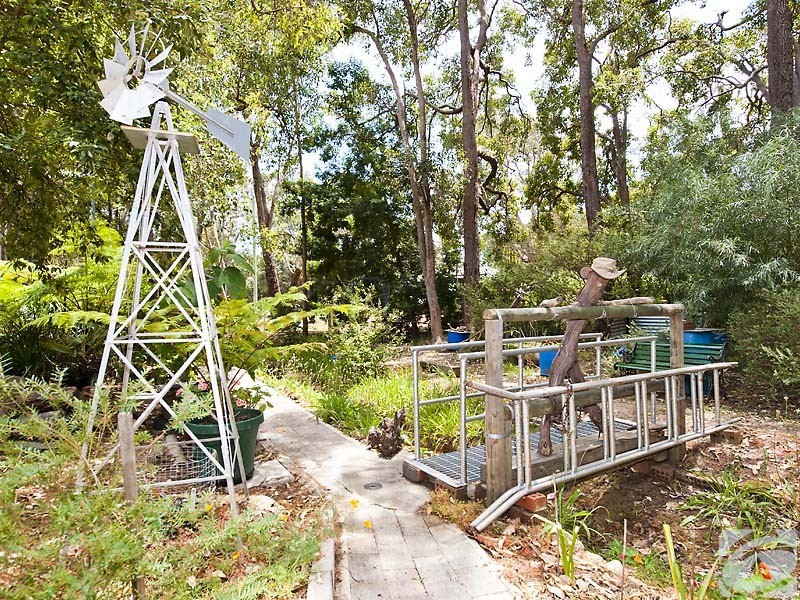 73 Beenyup Rd, Byford WA 6122