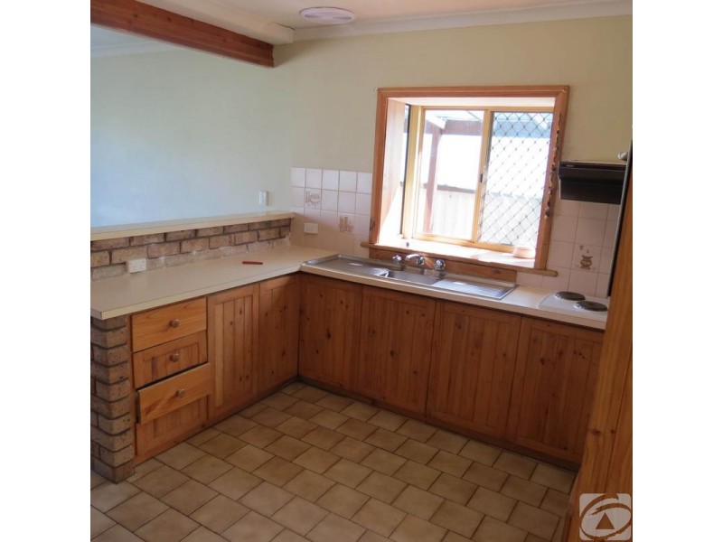 4 Lindy Way, Camillo WA 6111