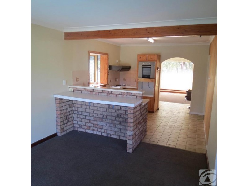 4 Lindy Way, Camillo WA 6111