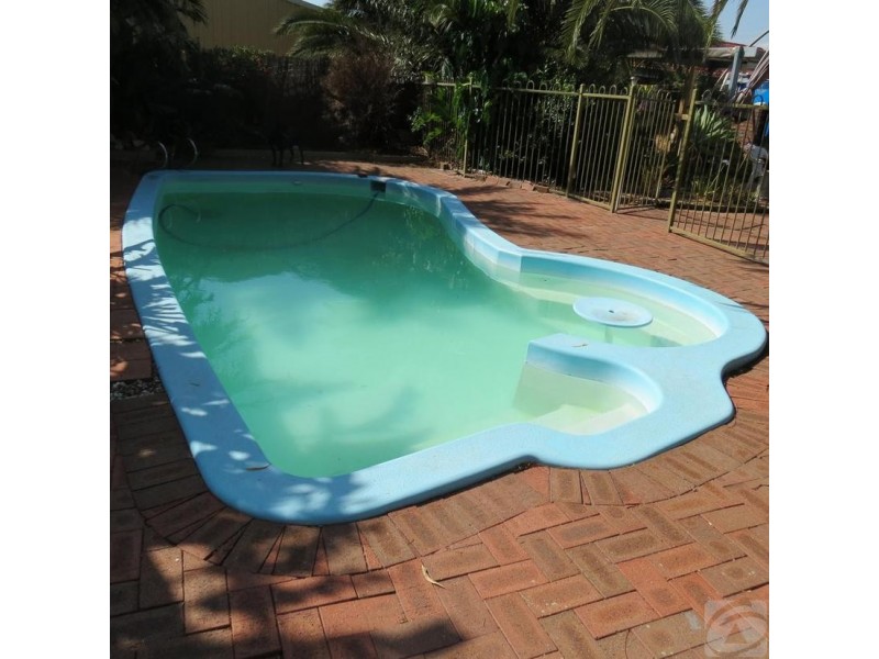 11 Parkfield Road, Kelmscott WA 6111
