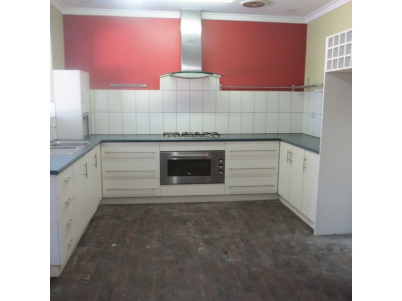 112 Fifth Road, Armadale WA 6112