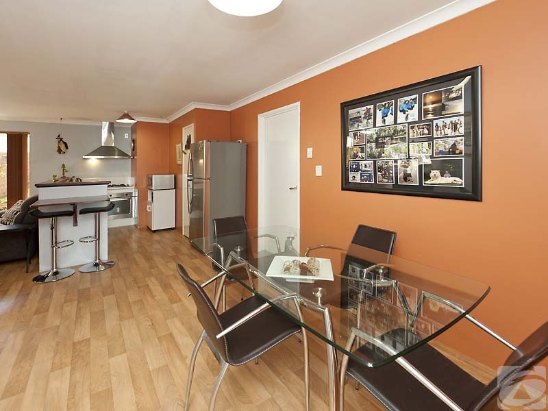 66 Riverside Lane, Seville Grove WA 6112