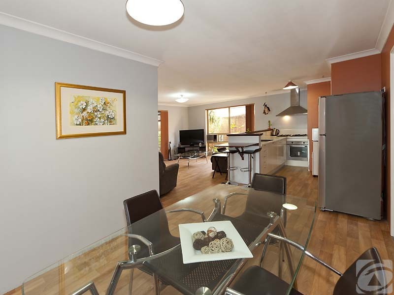 66 Riverside Lane, Seville Grove WA 6112