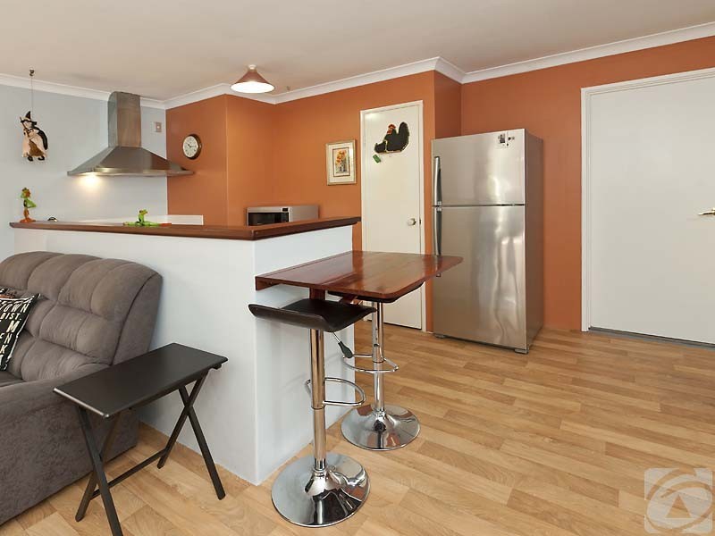 66 Riverside Lane, Seville Grove WA 6112