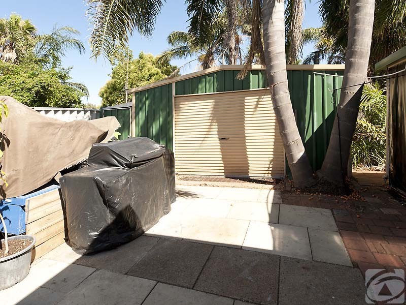 66 Riverside Lane, Seville Grove WA 6112