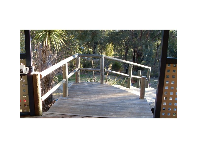 31 Dumas Dr, Bedfordale WA 6112