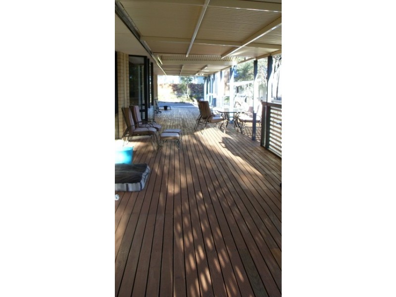 31 Dumas Dr, Bedfordale WA 6112