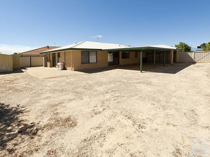 83 Lauterbach Dr, Gosnells WA 6110