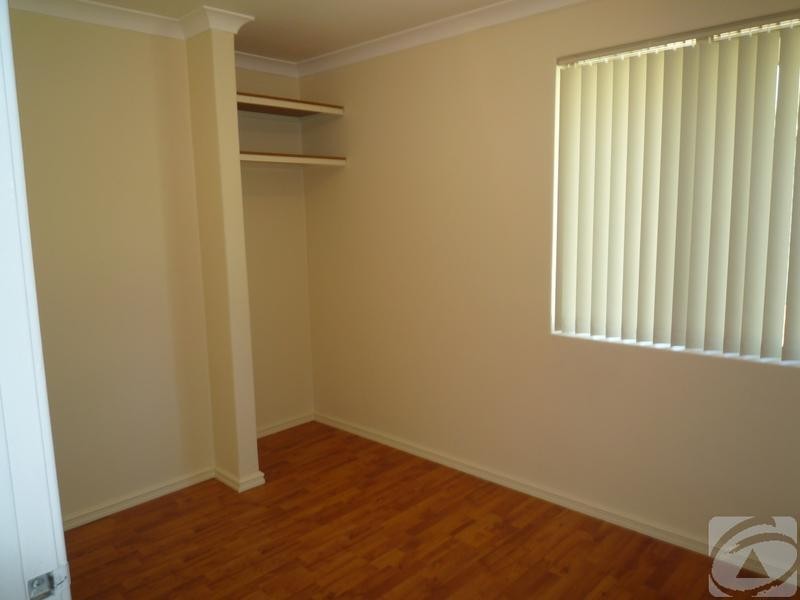 30 Sapling Way, Camillo WA 6111