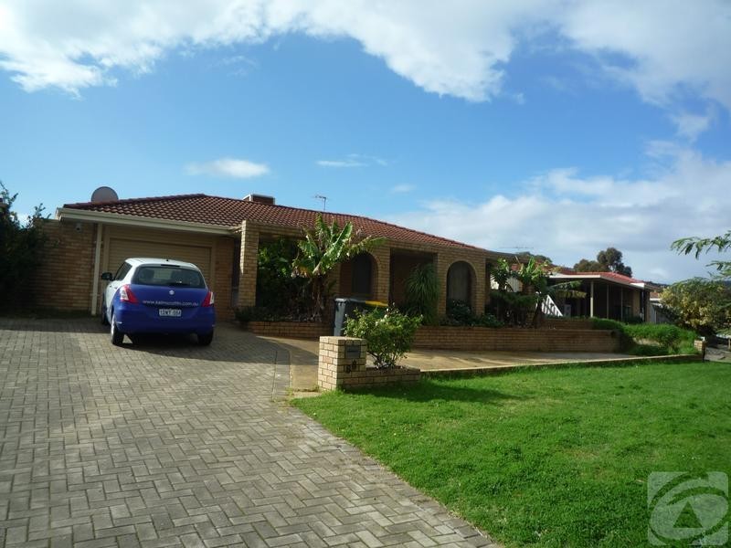88 Tijuana Rd, Armadale WA 6112