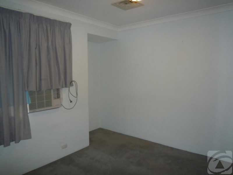 17 Looranah St, Mount Nasura WA 6112