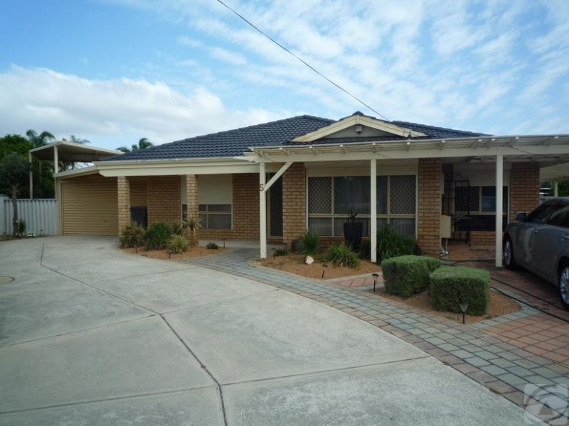 5 Kara Ct, Seville Grove WA 6112