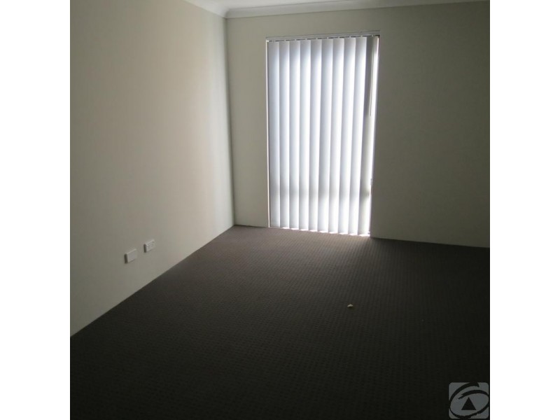 6 Montpellier Way, Piara Waters WA 6112