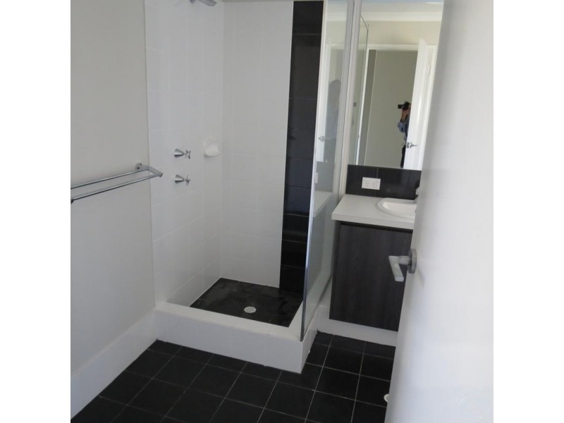 6 Montpellier Way, Piara Waters WA 6112