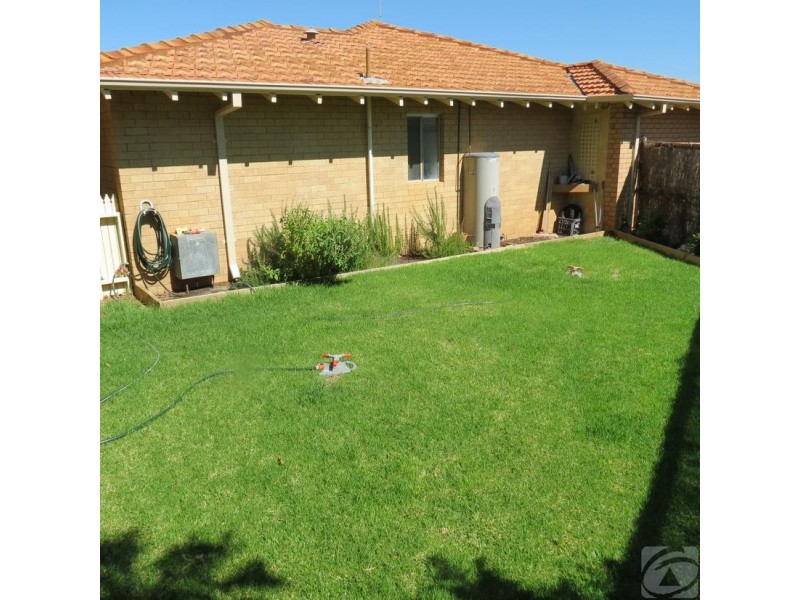 42 Angorra Rd, Mount Nasura WA 6112