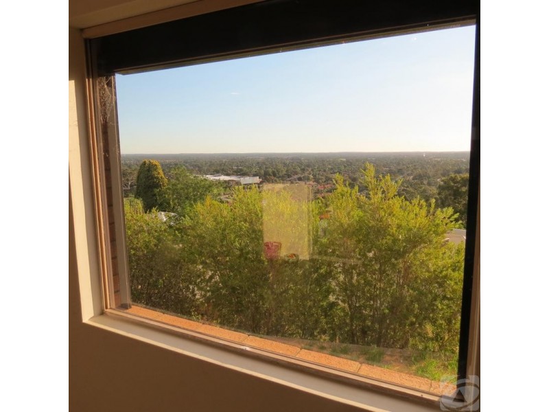 42 Angorra Rd, Mount Nasura WA 6112