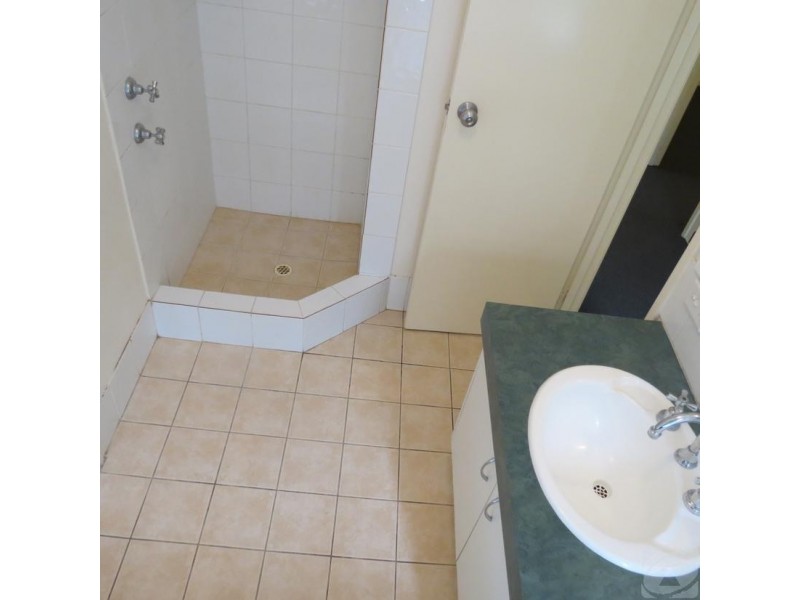 1/17 Devonshire Tce, Armadale WA 6112