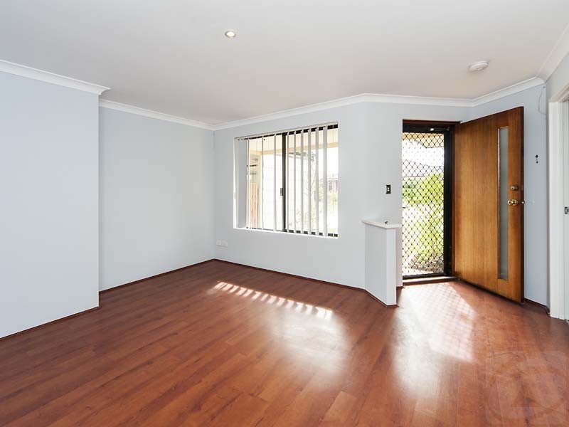 16 Carmana Lane, Warnbro WA 6169