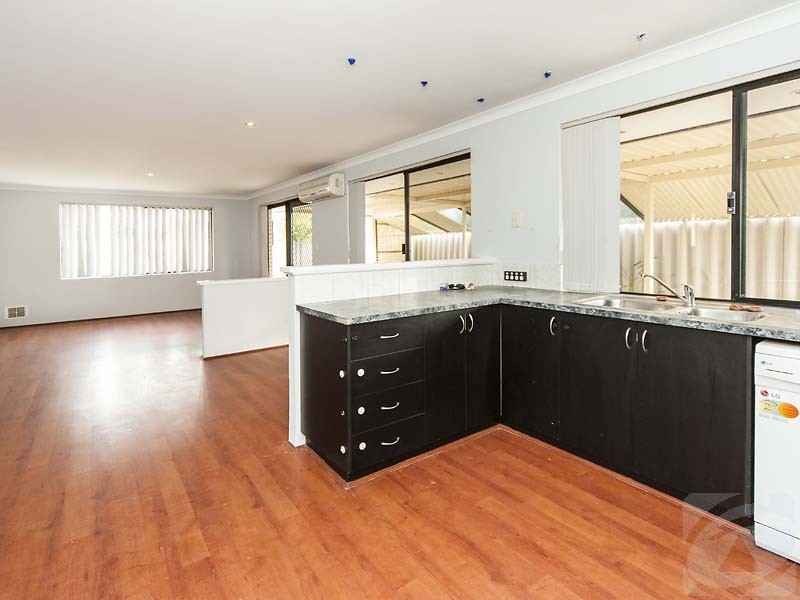 16 Carmana Lane, Warnbro WA 6169