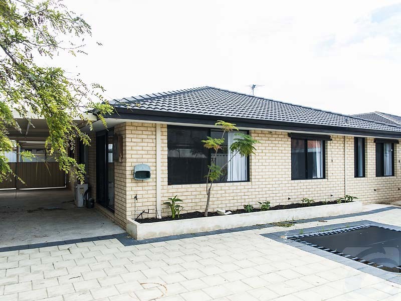 16 Carmana Lane, Warnbro WA 6169