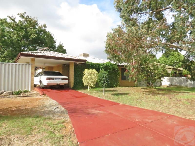 2 McGrath Pl, Seville Grove WA 6112