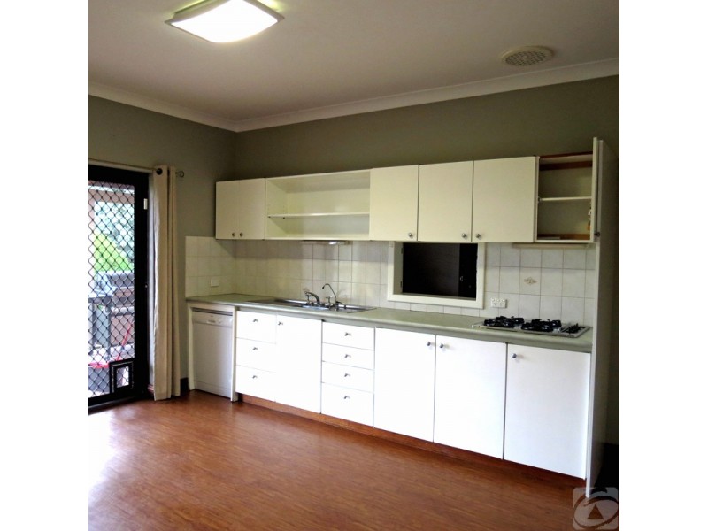 15 Peet Road, Roleystone WA 6111