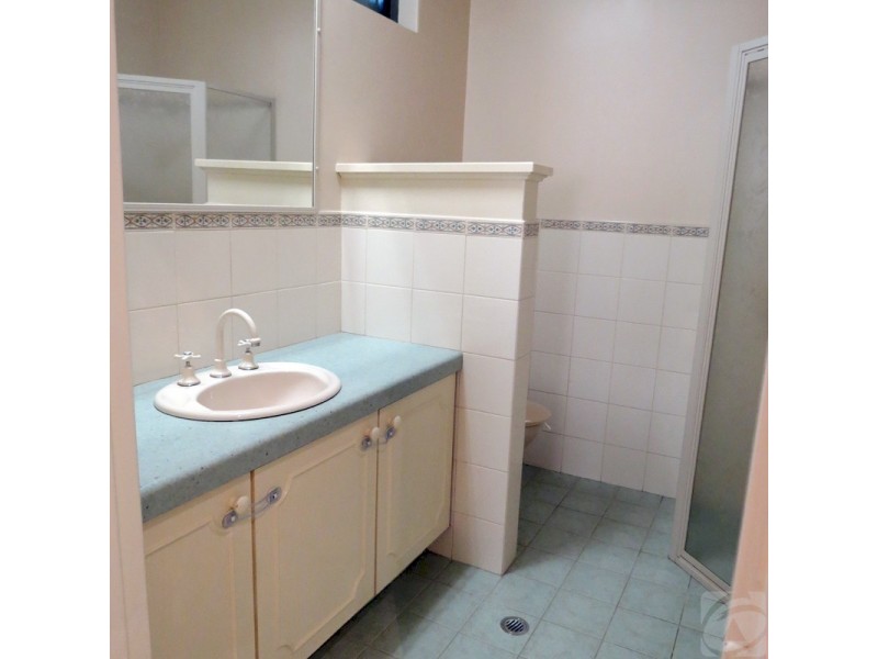 15 Peet Road, Roleystone WA 6111