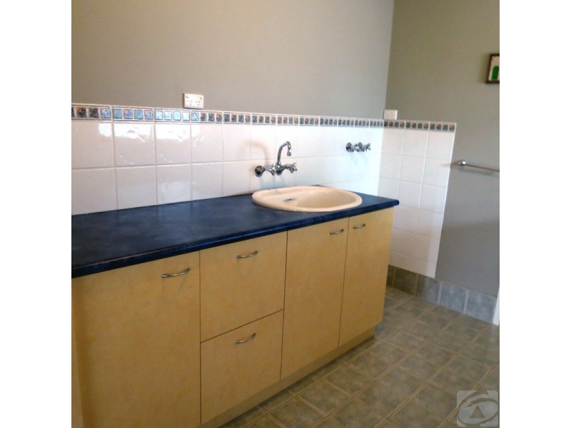 15 Peet Road, Roleystone WA 6111