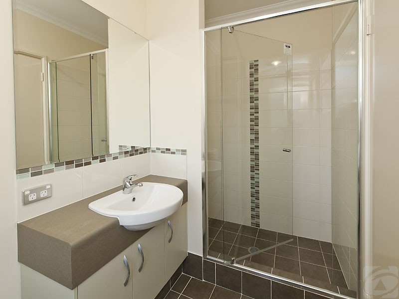 3/156 Streich Avenue, Kelmscott WA 6111