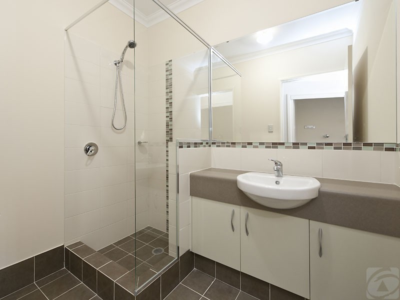 3/156 Streich Avenue, Kelmscott WA 6111