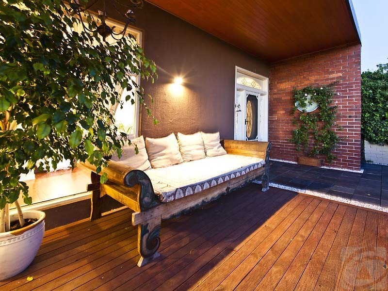 31 Derry Avenue, Mount Nasura WA 6112