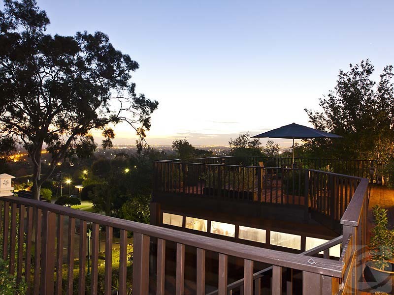 31 Derry Avenue, Mount Nasura WA 6112