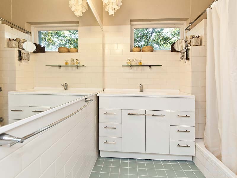 31 Derry Avenue, Mount Nasura WA 6112