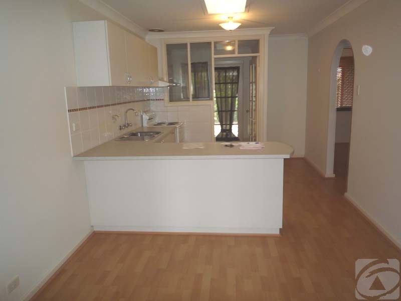 5/3 Netley Pl, Armadale WA 6112