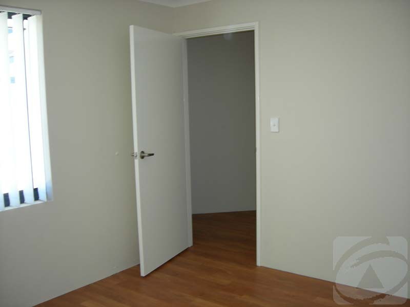 3/18 Friar Rd, Armadale WA 6112