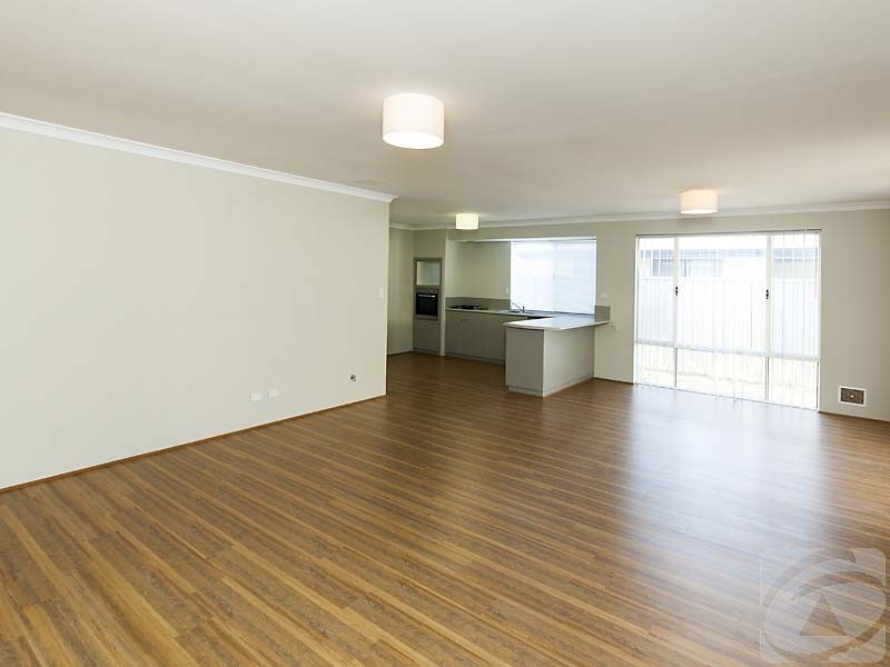 28 Bridal Crescent, Kenwick WA 6107