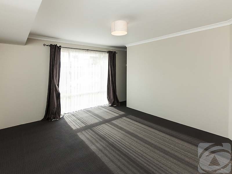 28 Bridal Crescent, Kenwick WA 6107