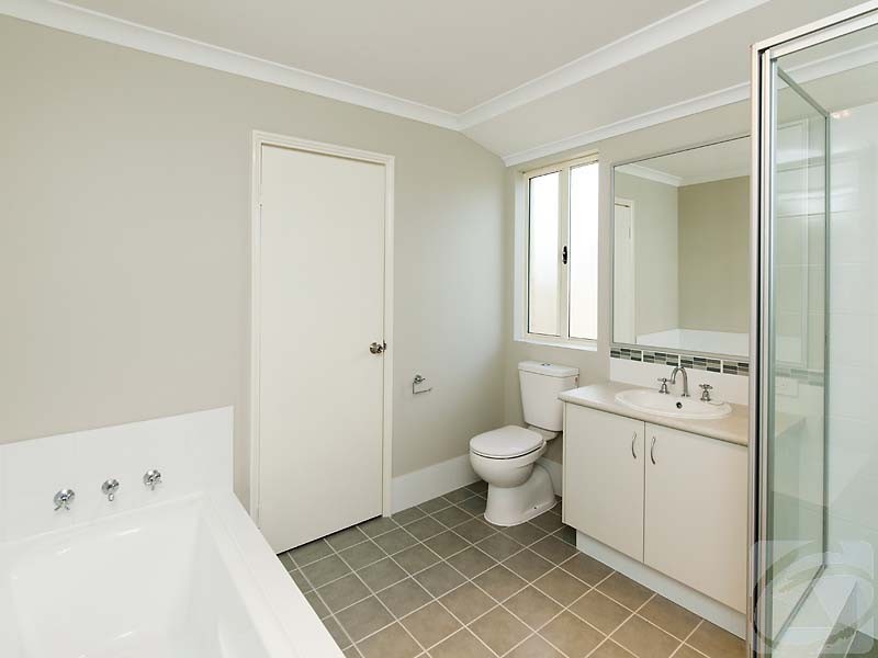 28 Bridal Crescent, Kenwick WA 6107