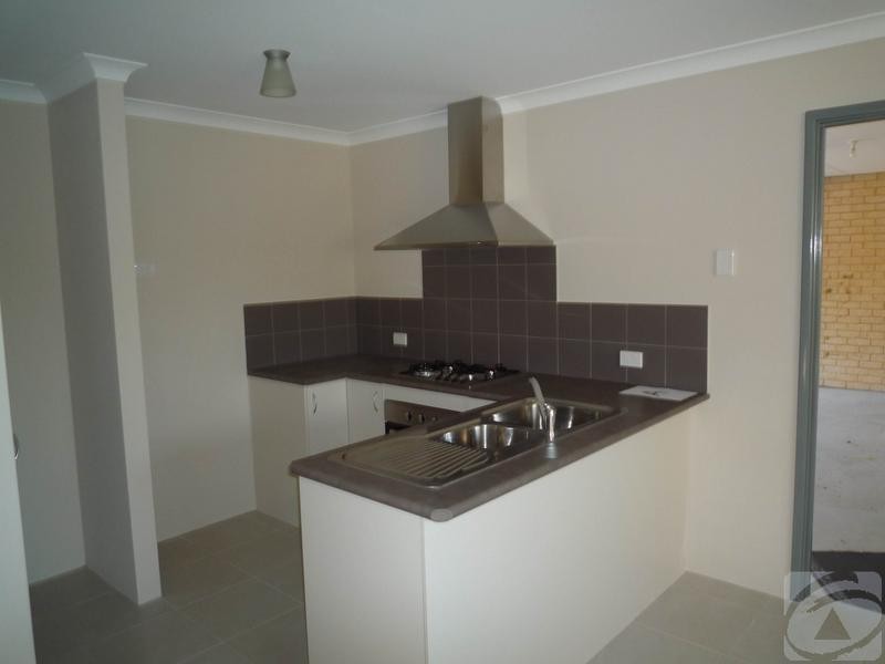 a/47 Schruth St, Kelmscott WA 6111