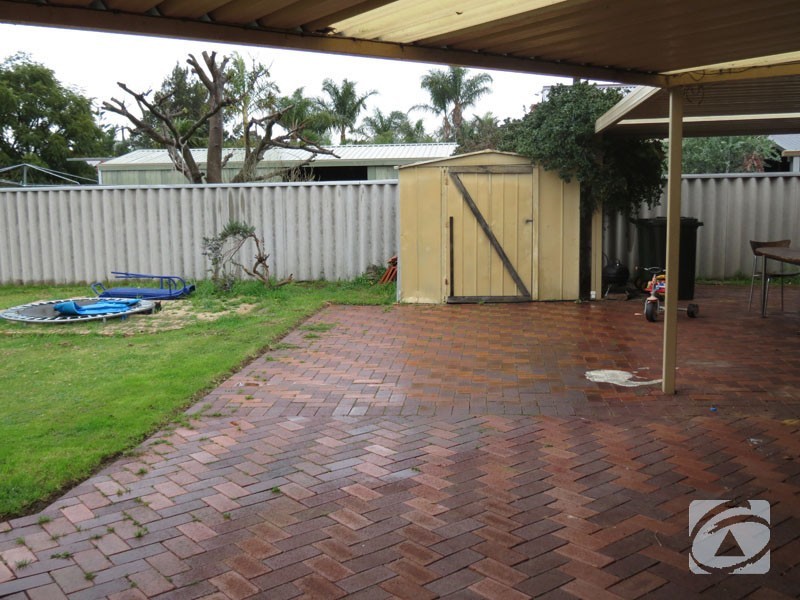 80 Inverness Circle, Camillo WA 6111