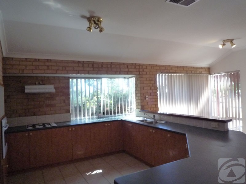 5 Yarri Mews, Jarrahdale WA 6124