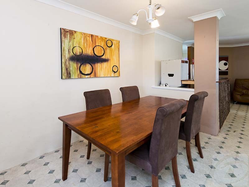 17 Mackay Crescent, Gosnells WA 6110