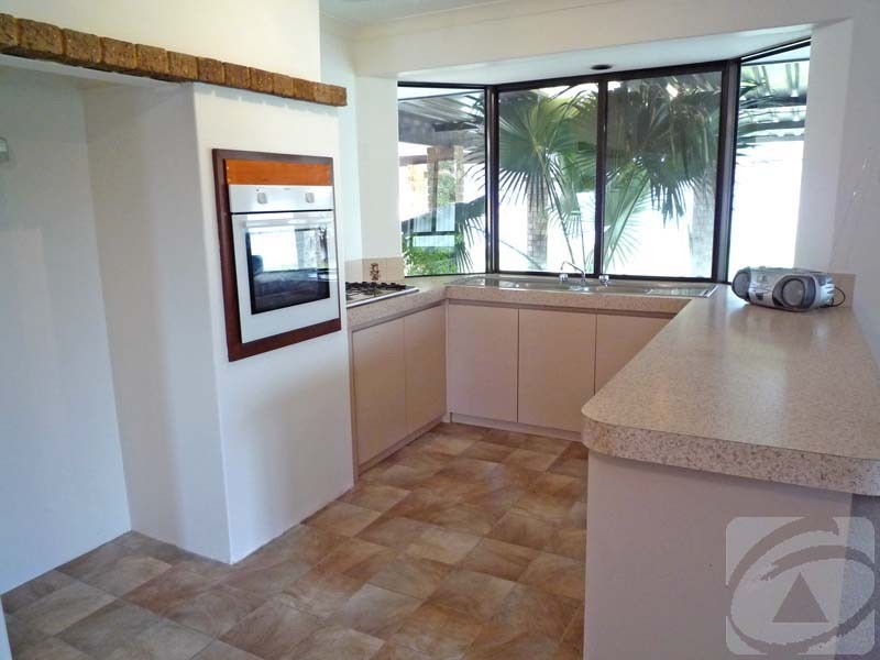 29 Whistler Green, Brookdale WA 6112