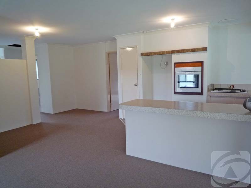 29 Whistler Green, Brookdale WA 6112