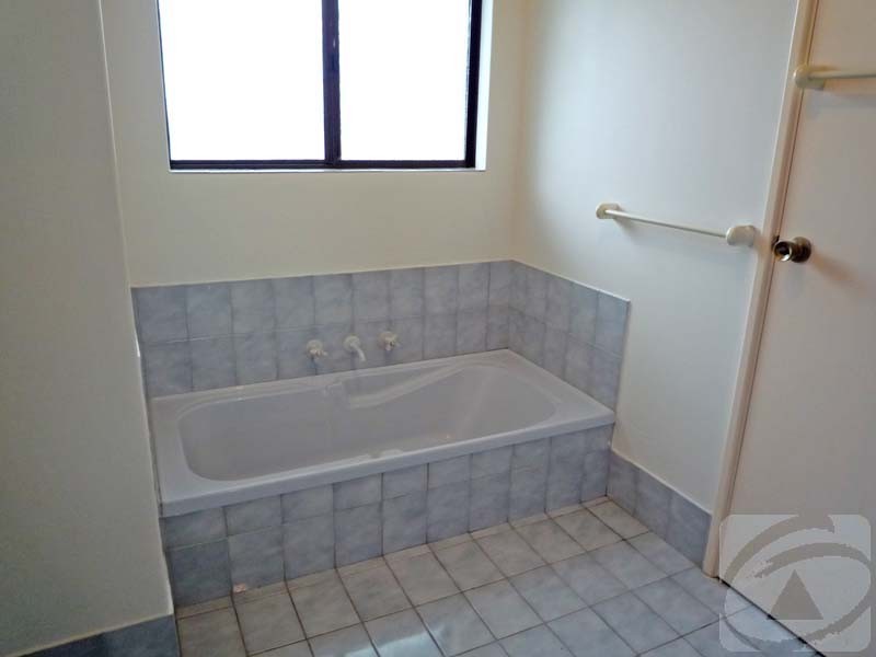 29 Whistler Green, Brookdale WA 6112