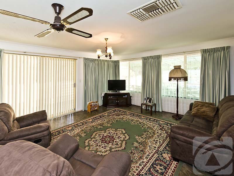 36 Barcombe Way, Gosnells WA 6110