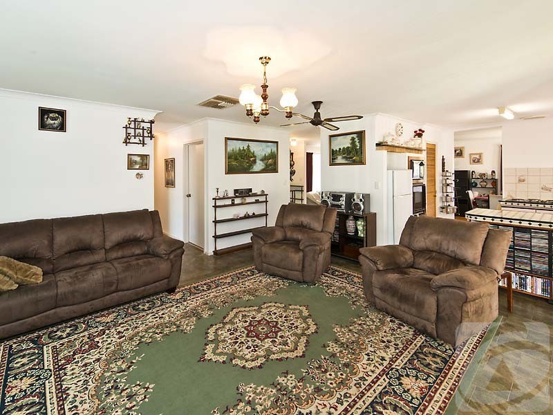 36 Barcombe Way, Gosnells WA 6110