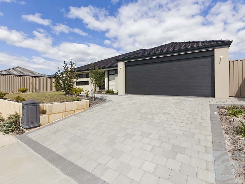 4 Cheltenham Approach, Harrisdale WA 6112