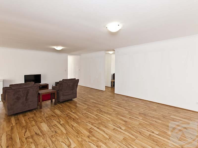 4 Cheltenham Approach, Harrisdale WA 6112