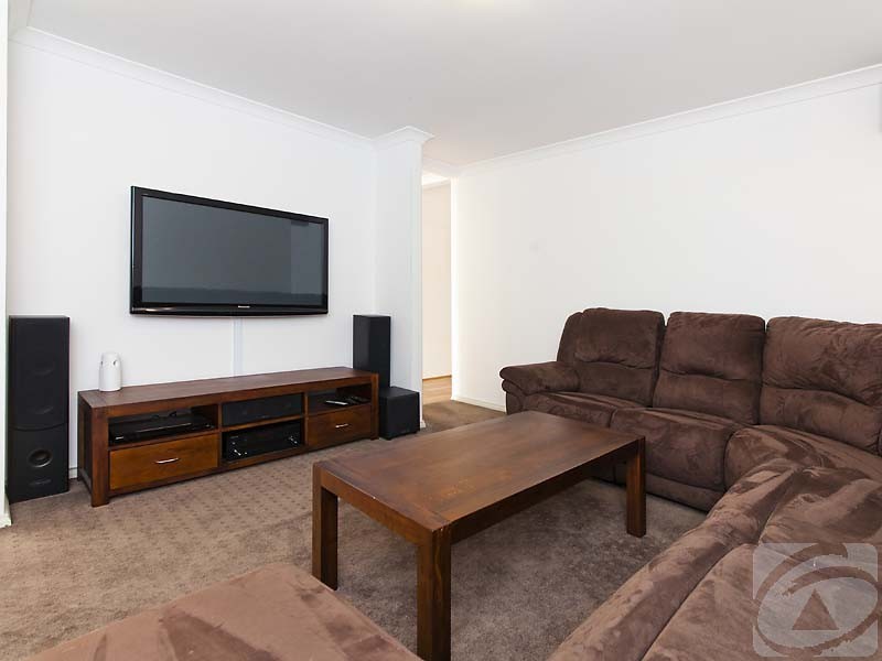 4 Cheltenham Approach, Harrisdale WA 6112